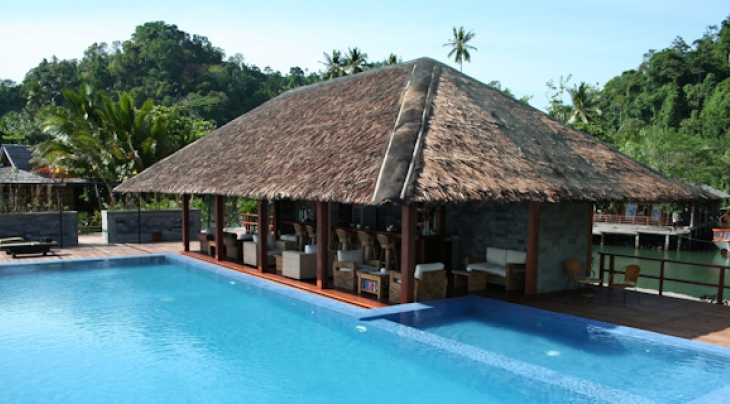 Minahasa Lagoon Pool