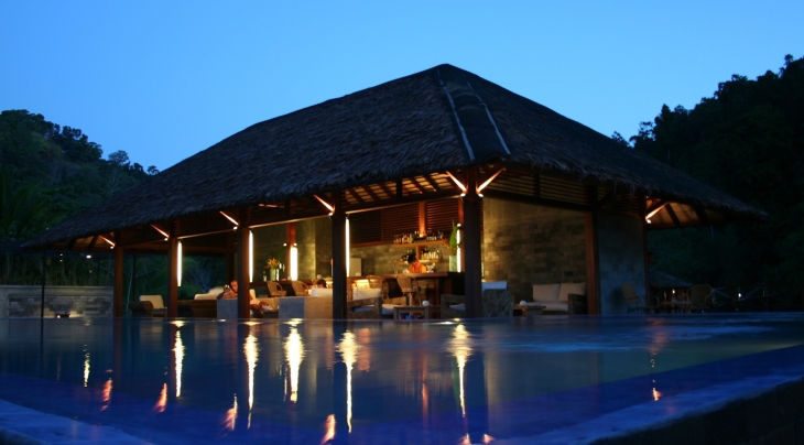 Minahasa Lagoon Pool and Bar