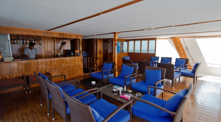 MV Ari Queen