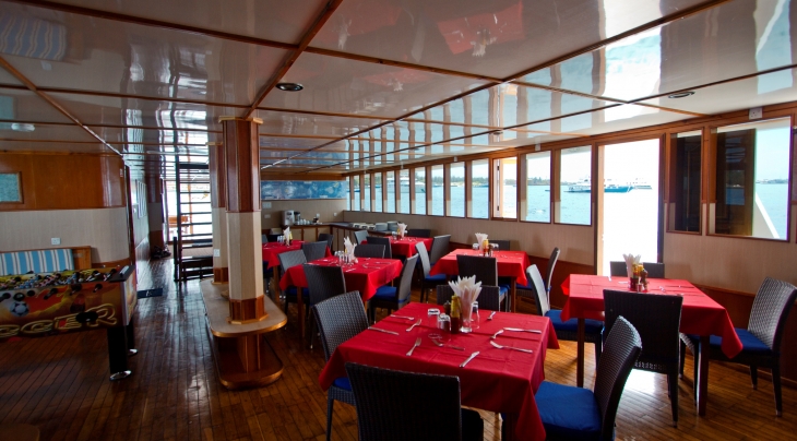 MV Ari Queen