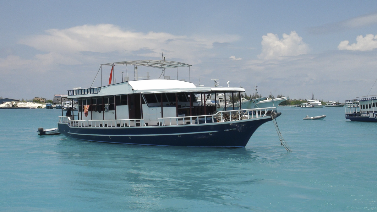 Emperor Atoll liveaboard