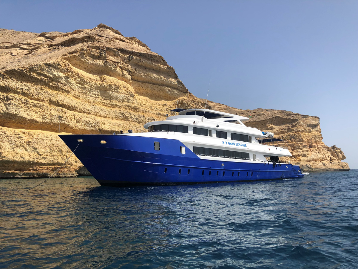 Oman Explorer liveaboard