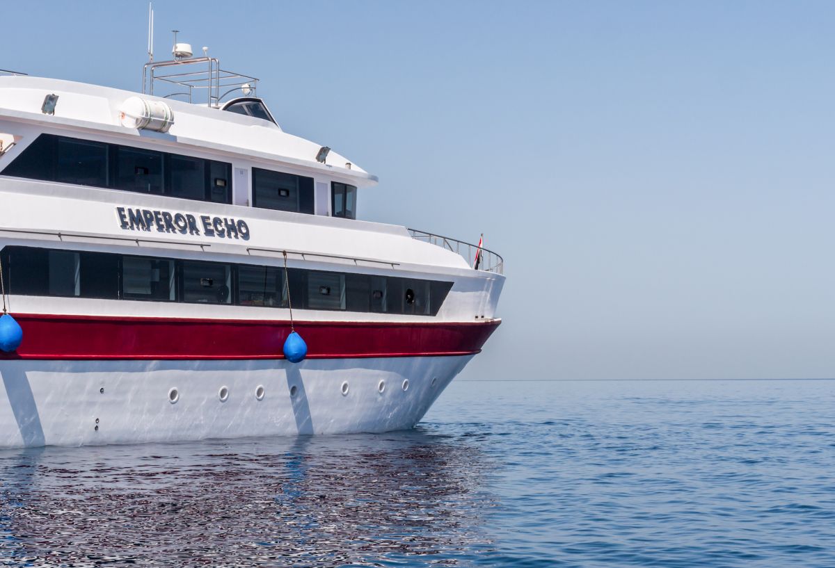 Emperor Echo liveaboard