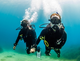 Learning to Dive in Xlendi Bay