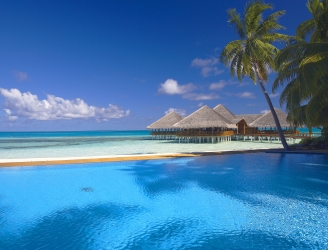Medhufushi Island Resort swimming pool view