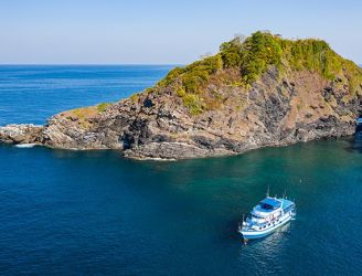 Liveaboard in the Similan Islands, Thailand