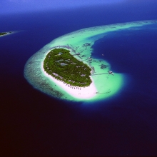 Reethi Beach Island