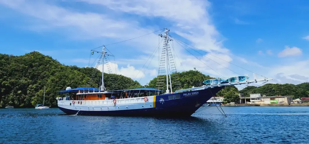 Palau Siren liveaboard in Micronesia