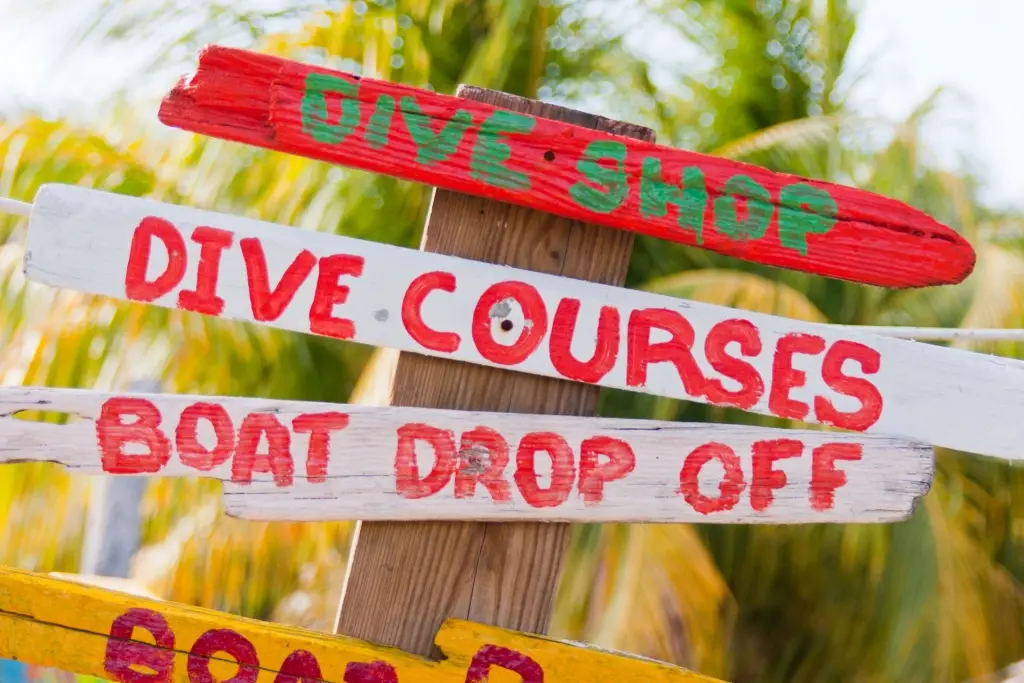 Sign for dive courses