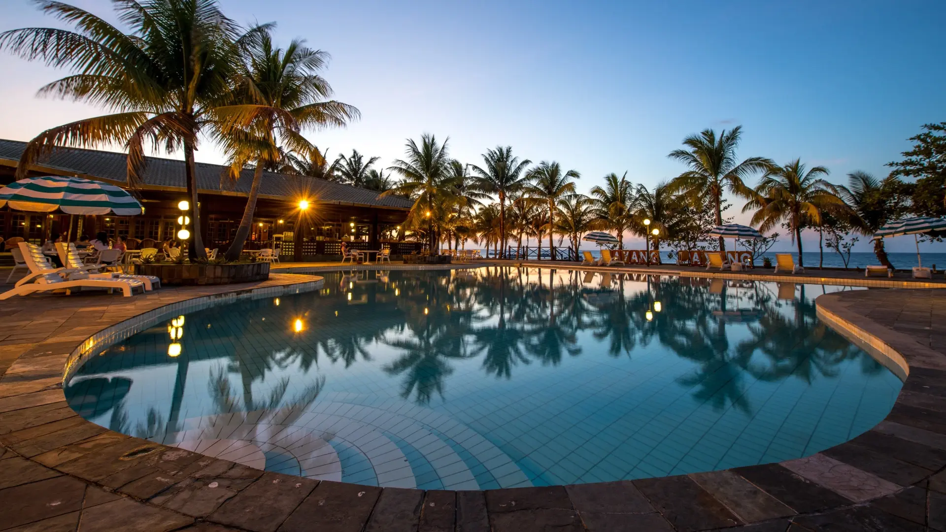 {card_image}{description}{/card_image}