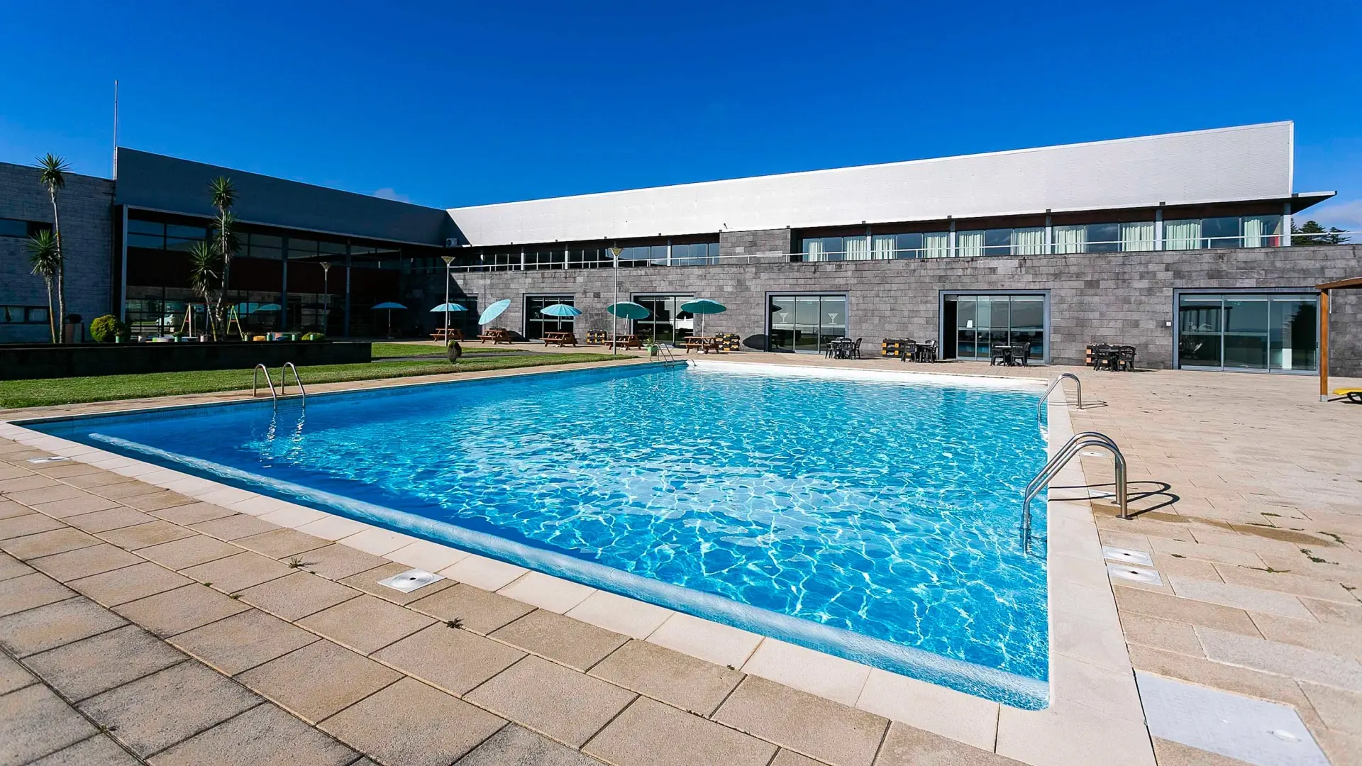 {card_image}{description}{/card_image}