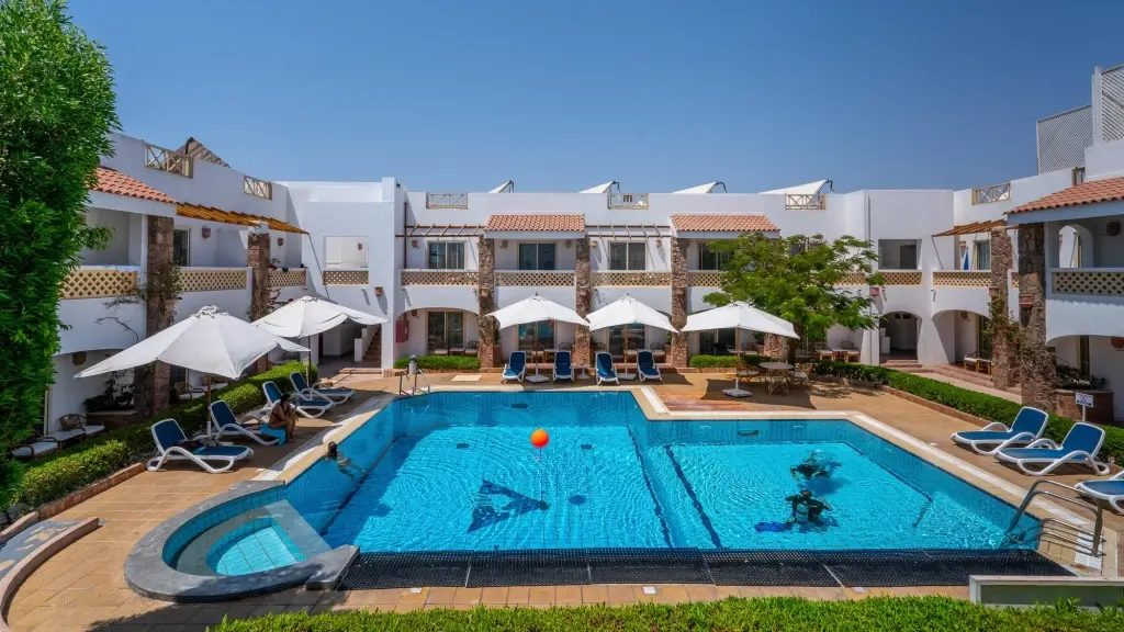 {card_image}{description}{/card_image}