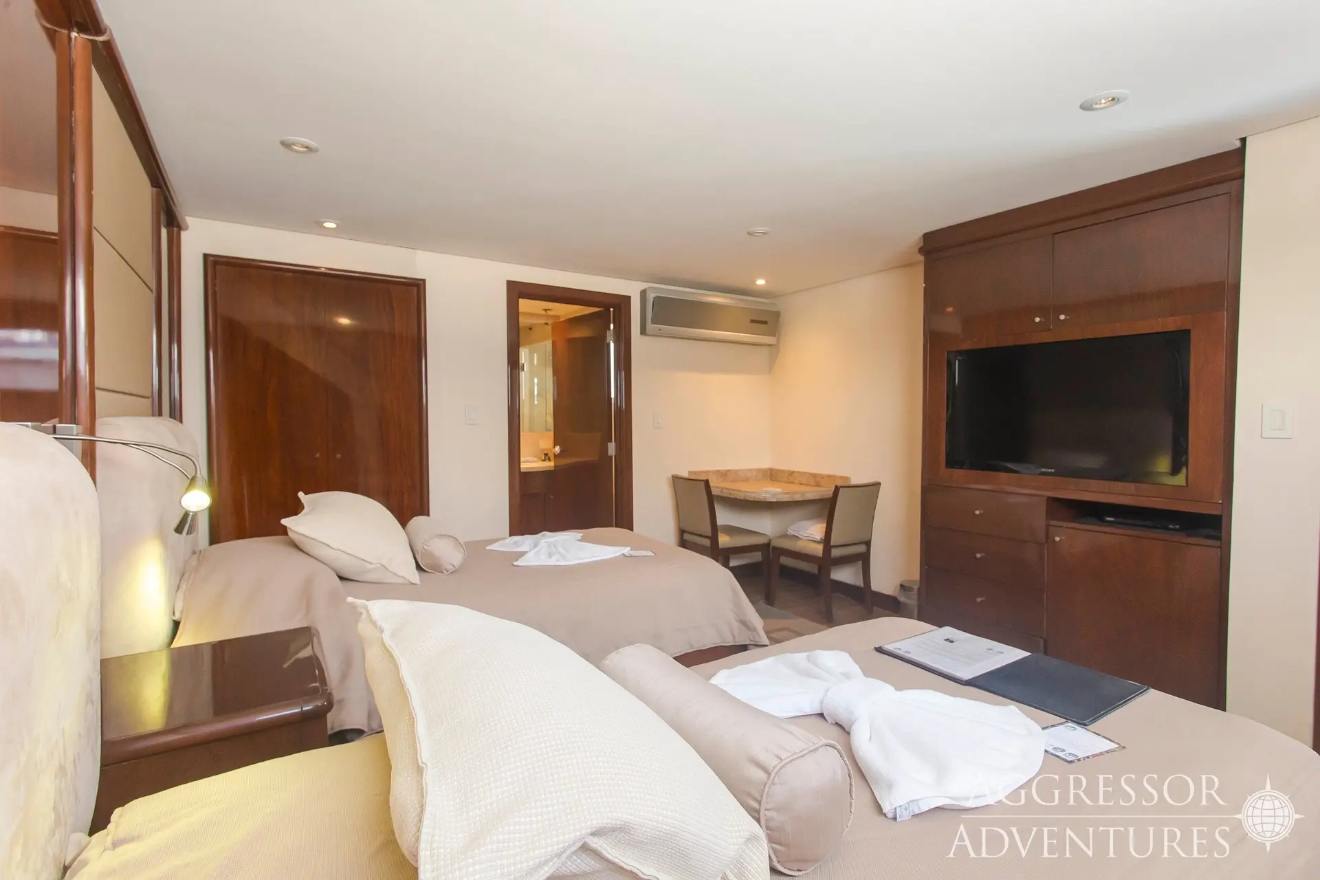 Twin cabin on Okeanos Aggressor II, Costa Rica