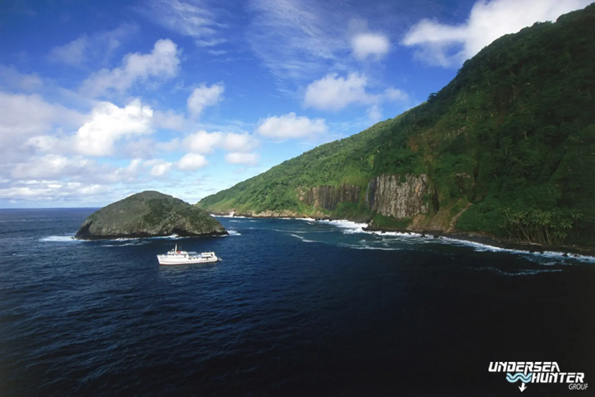 Aerial view of Sea Hunter by Cocos Island.