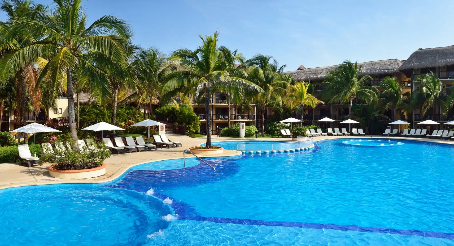 Swimming pool at Catalonia Riviera Maya Resort & Spa in Mexico
