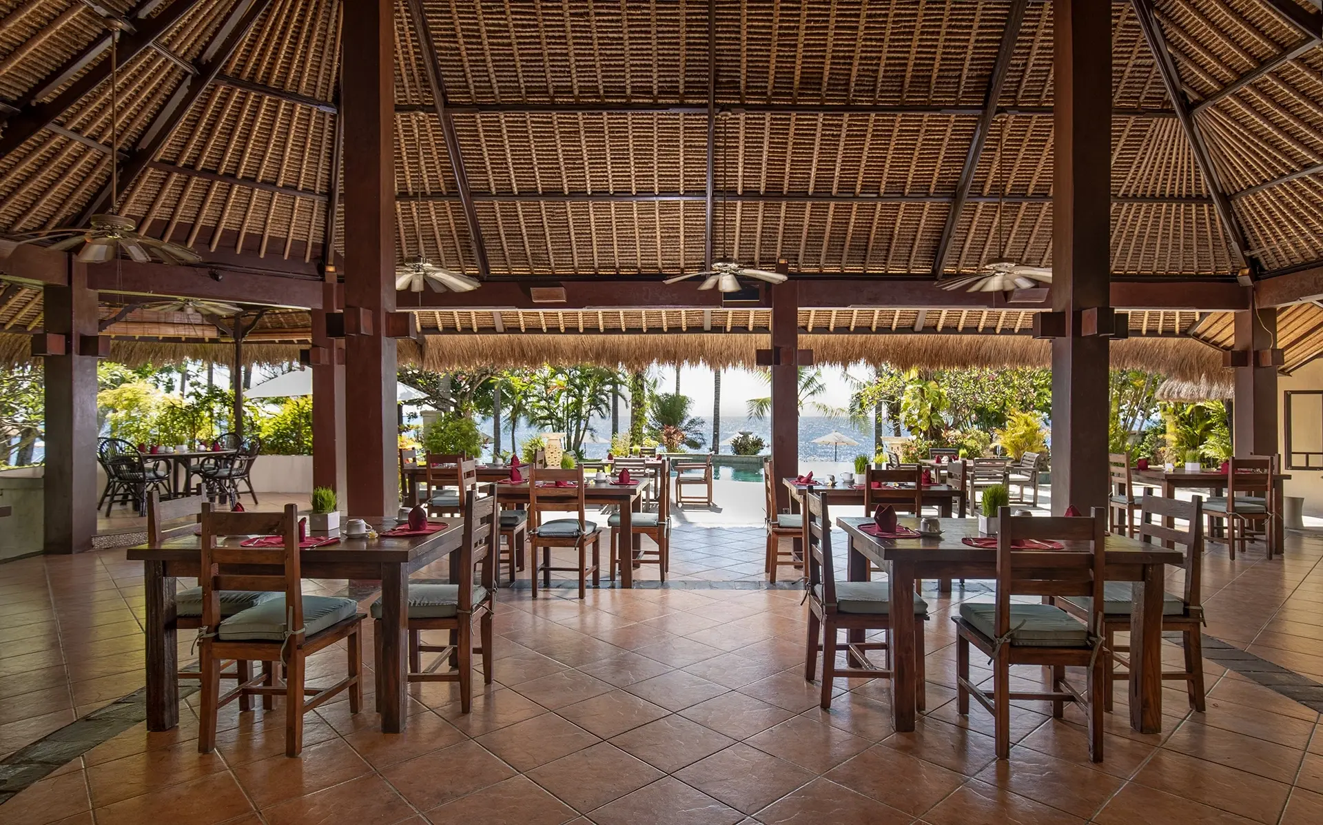 Restaurant at Alam Anda Ocean Front Resort & Spa in Bali, Indonesia