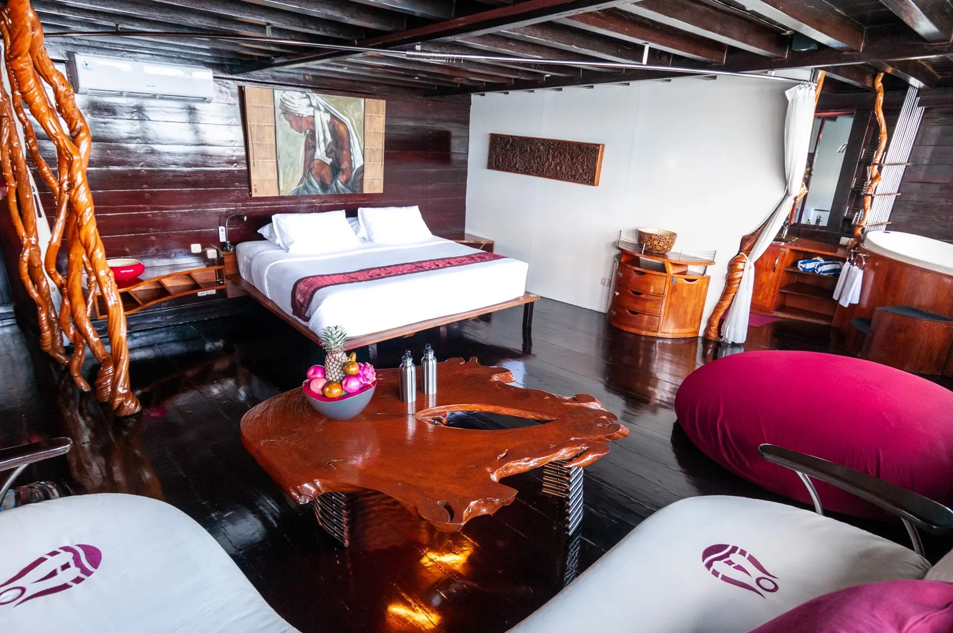 Master suite on Dewi Nusantara, Indonesia