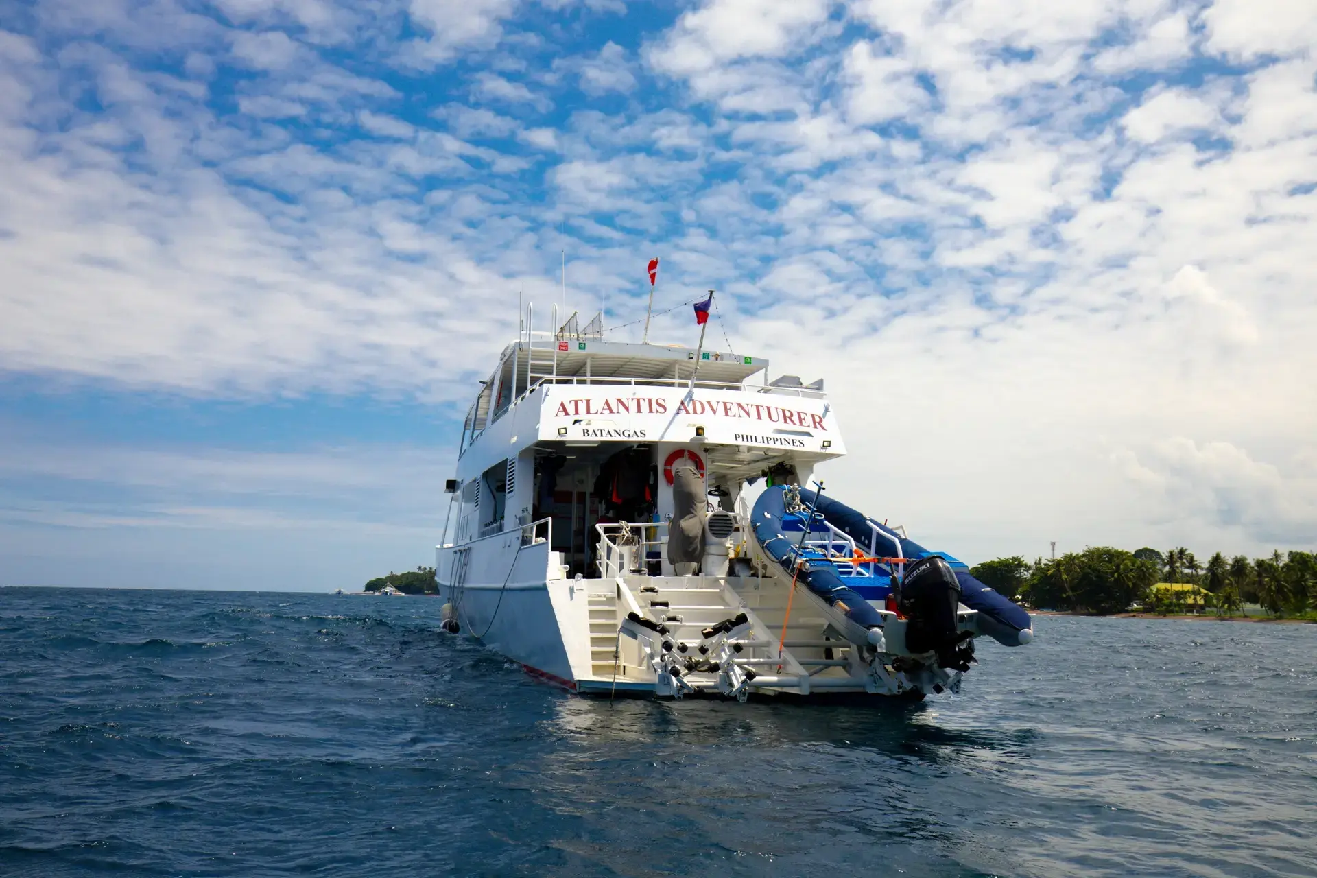 Atlantis Adventurer liveaboard in the Philippines