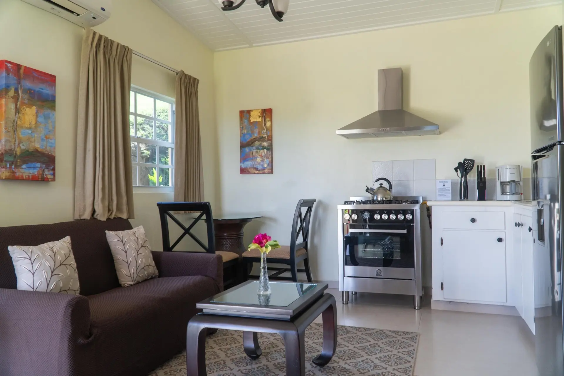 Kitchenette & living area at Blue Horizons Garden Resort in Grenada