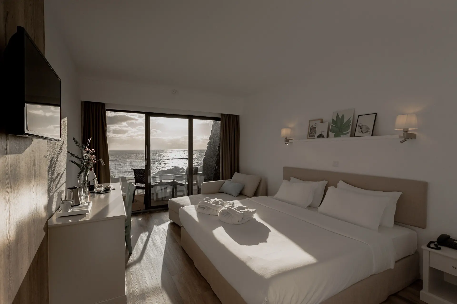 Double bedroom at Hotel Caloura in Aqua de Pau, Azores