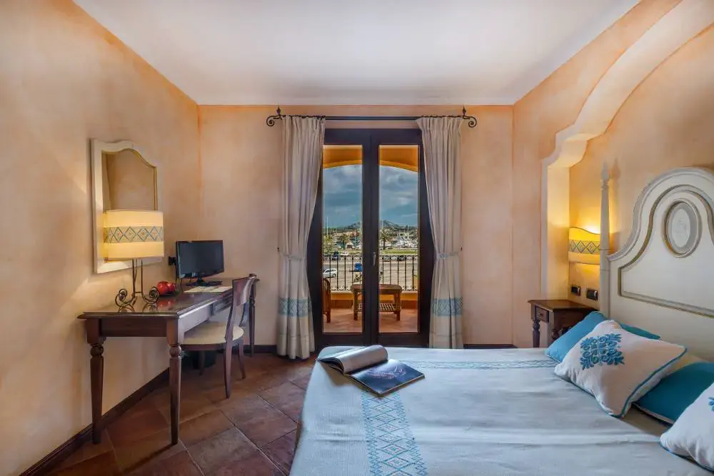 Classic bedroom at La Vecchia Fonte Hotel in Sardinia