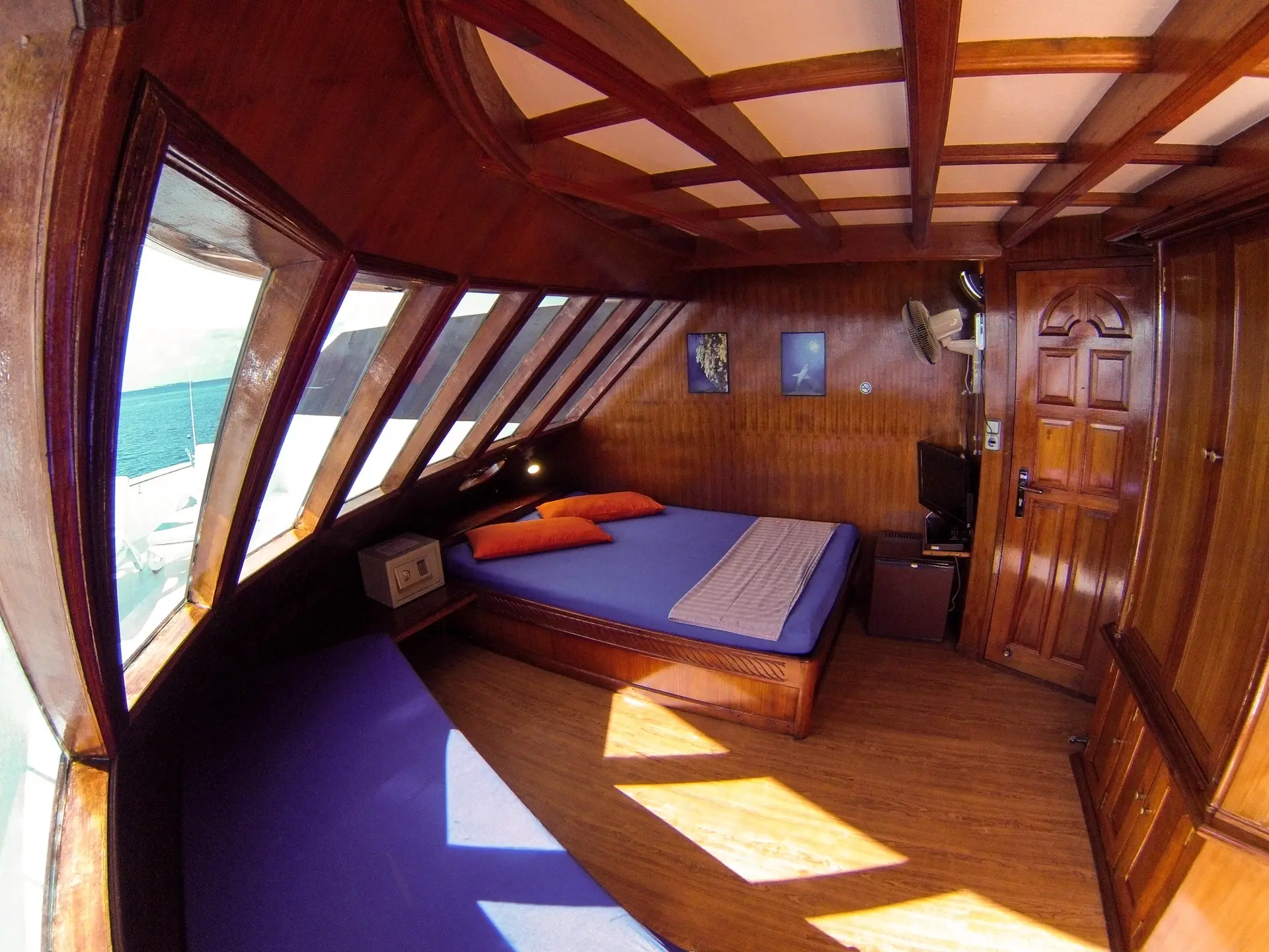 Luxury cabin on Amba Liveaboard, Maldives
