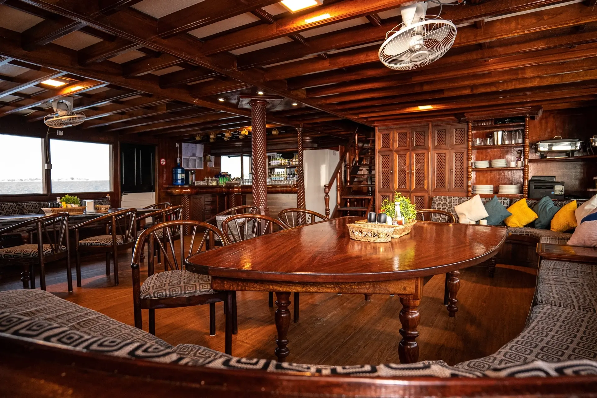Saloon bar on Amba Liveaboard, Maldives