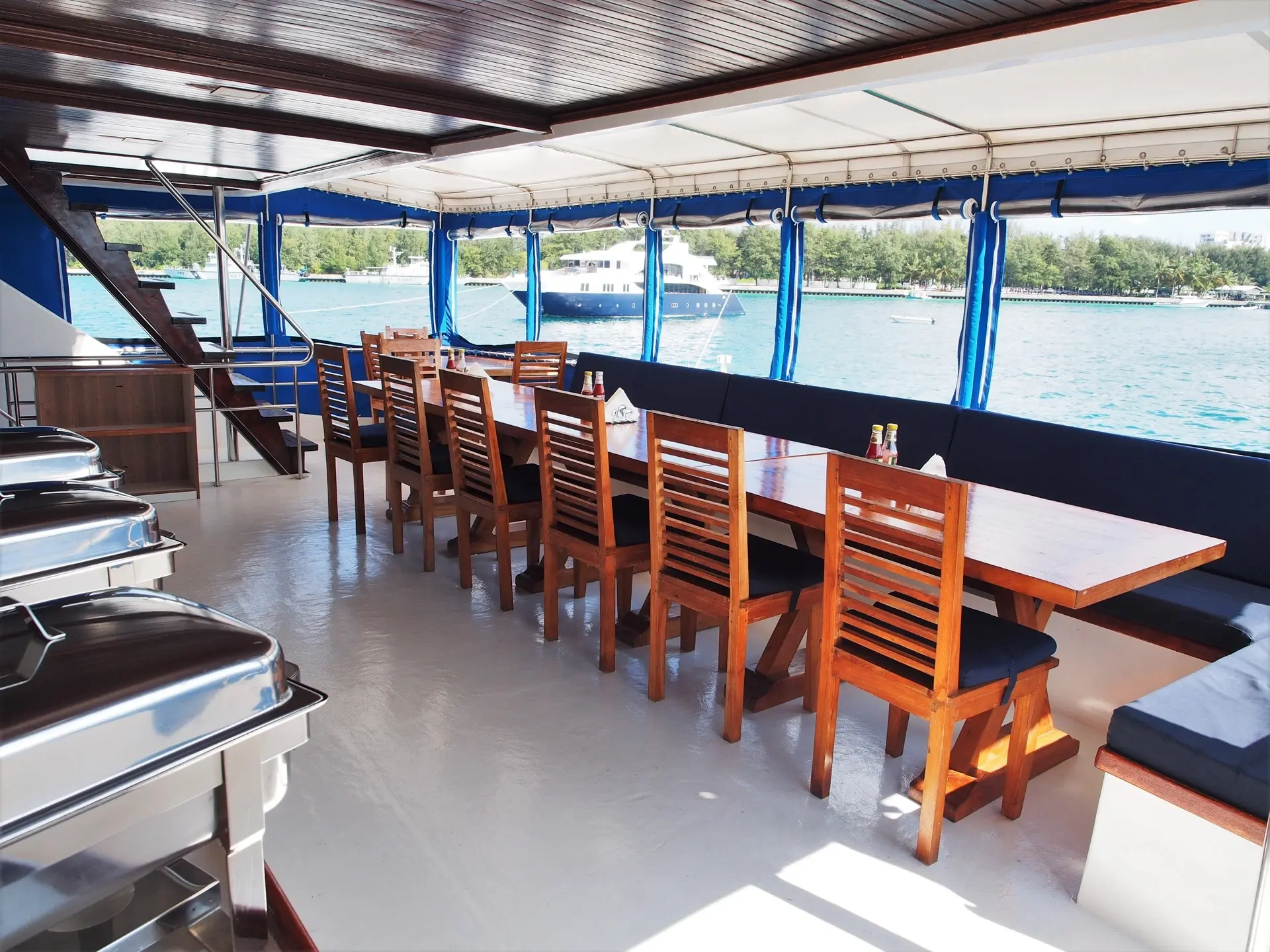 Dining on Emperor Voyager, Maldives