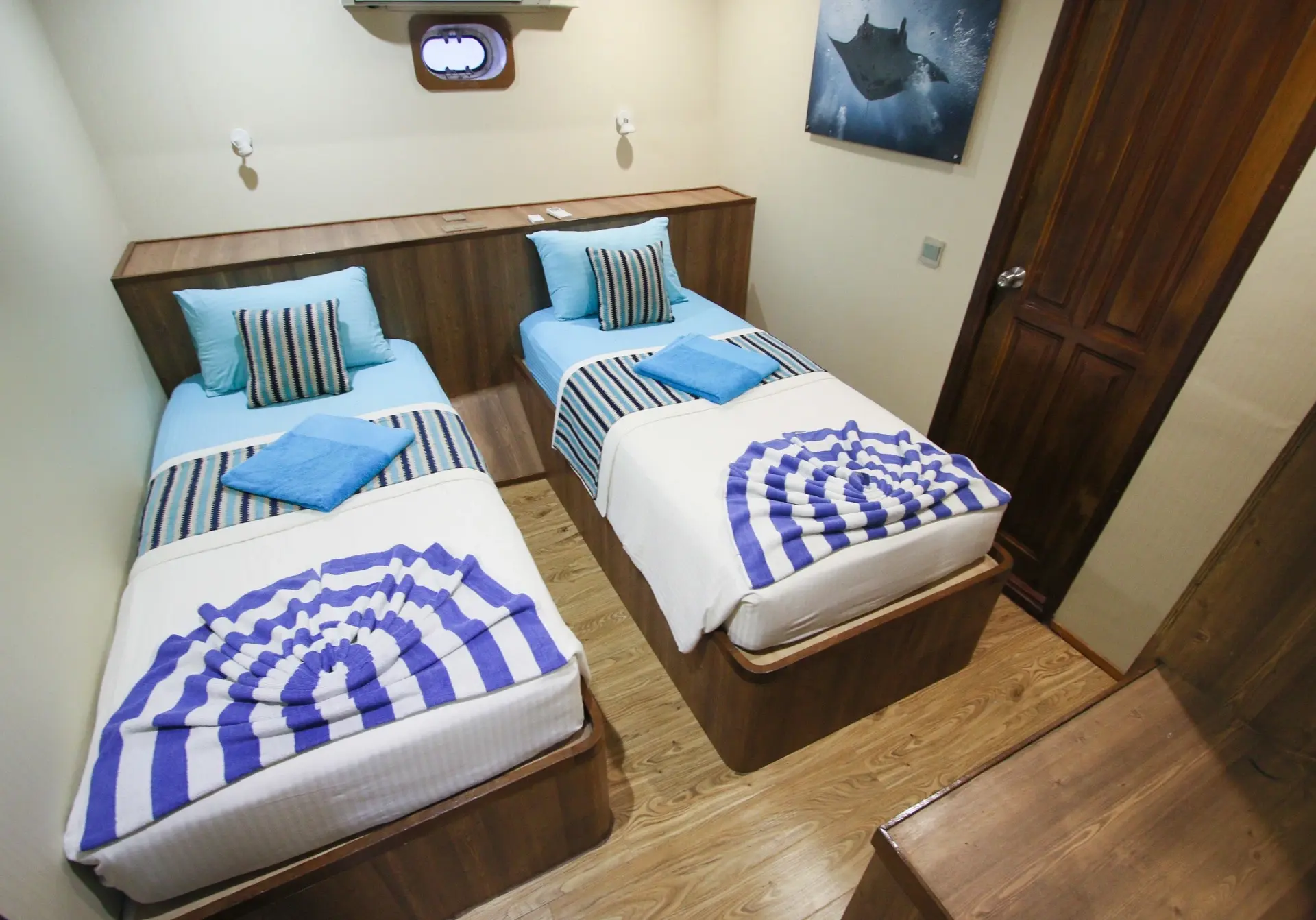 Lower deck twin cabin on Emperor Voyager, Maldives