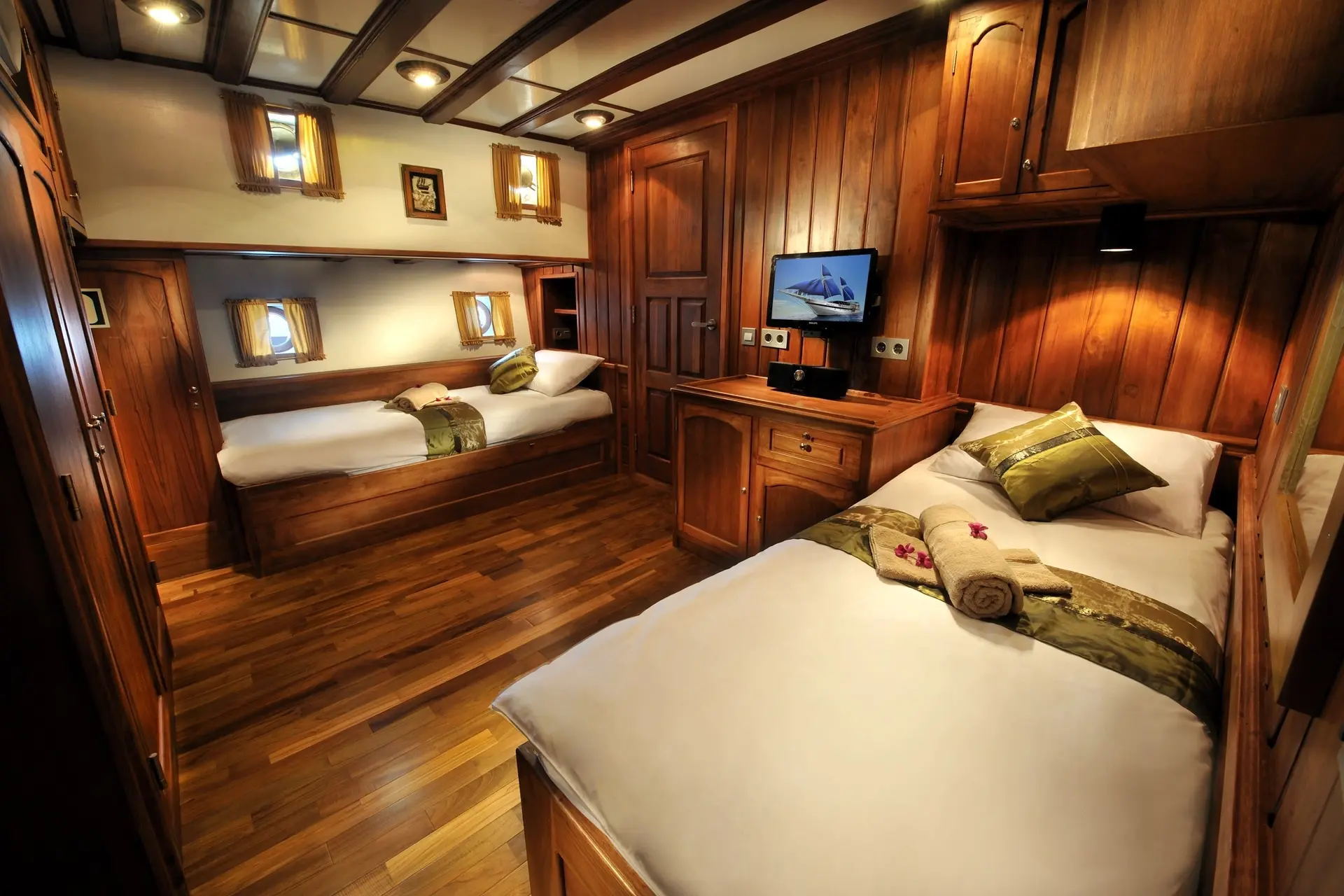 Example of a cabin on S/Y Palau Siren.