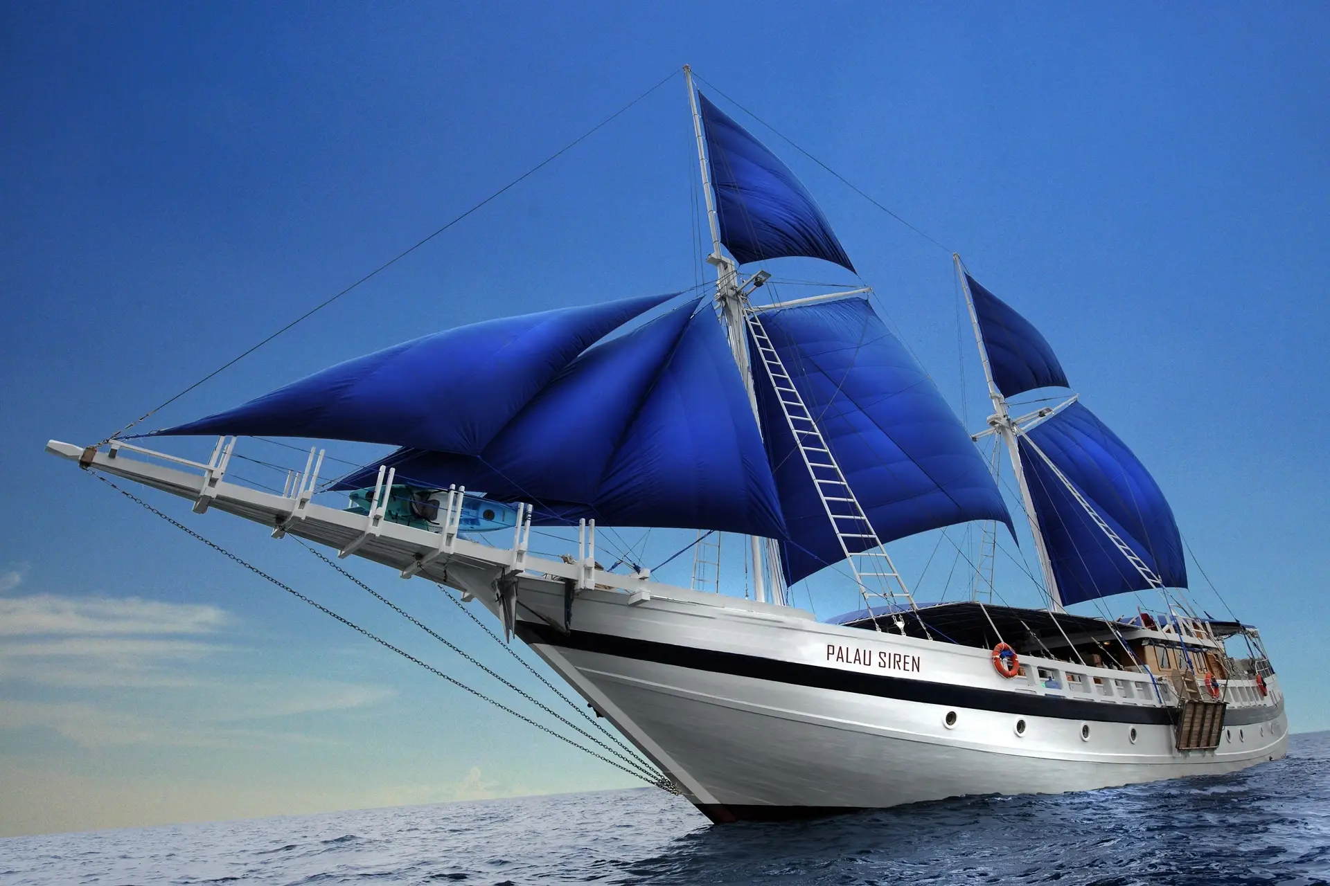 External view of the S/Y Palau Siren liveaboard.