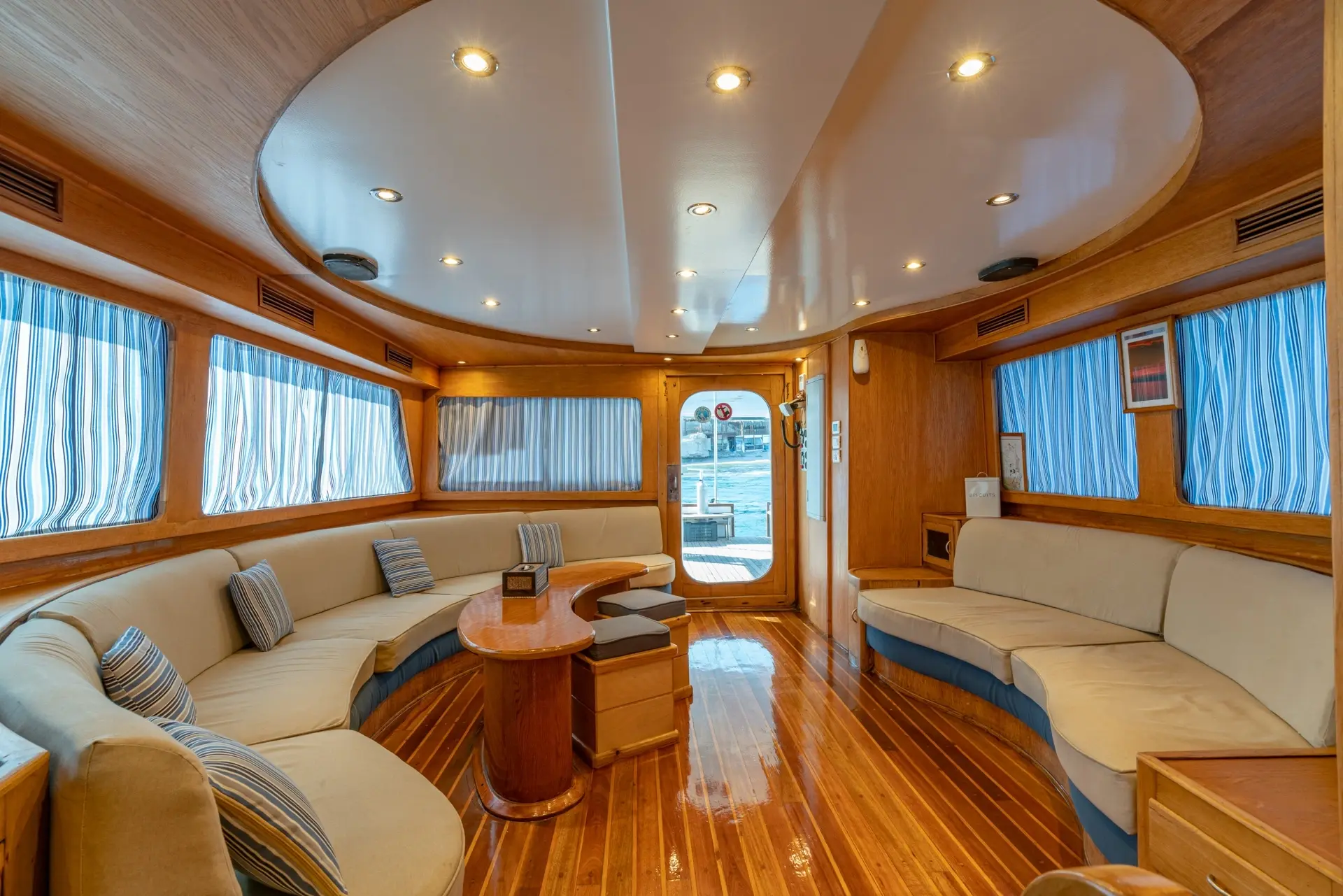 Salon on Freedom VIII Liveaboard, Egypt