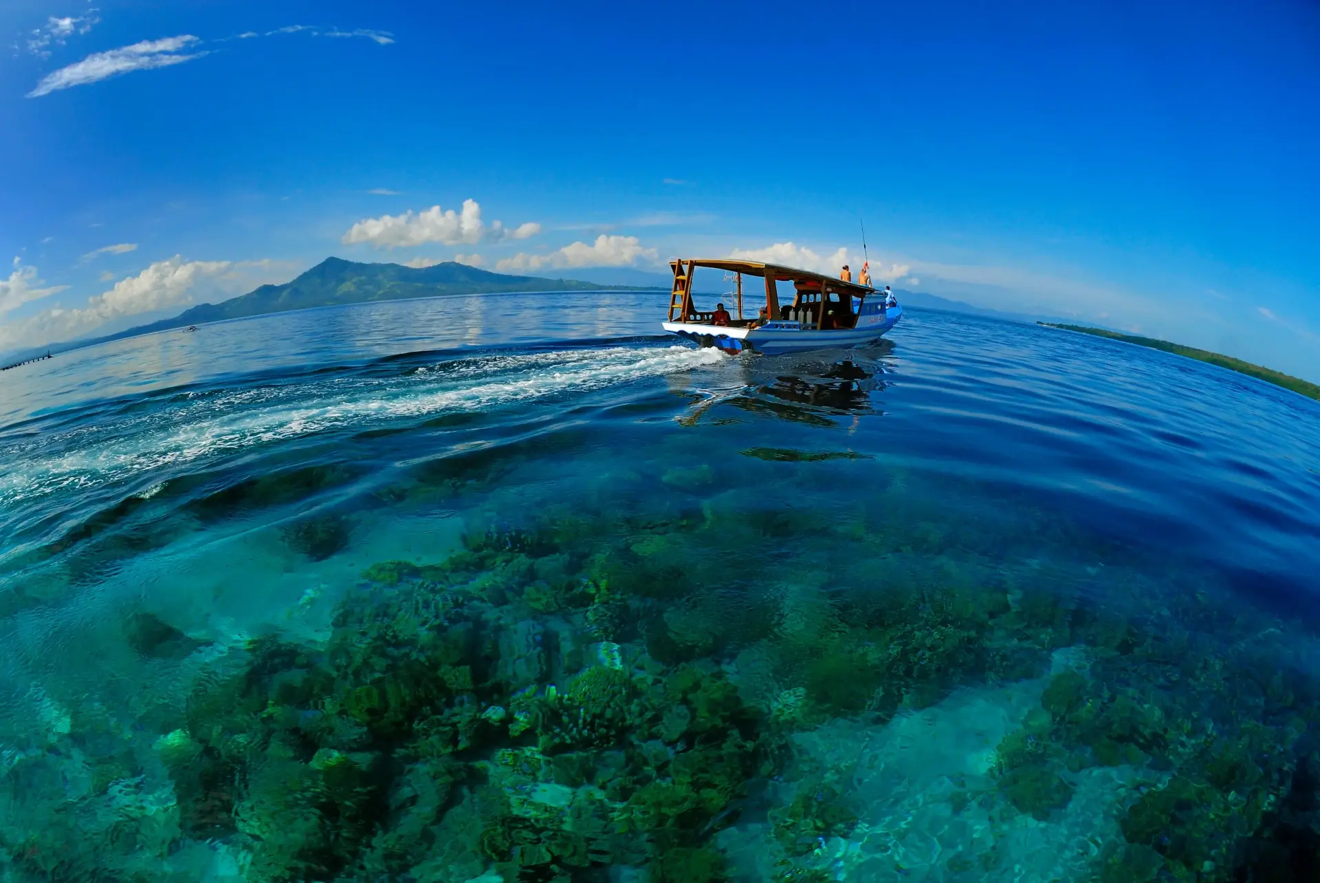 Siladen boat in Indonesia