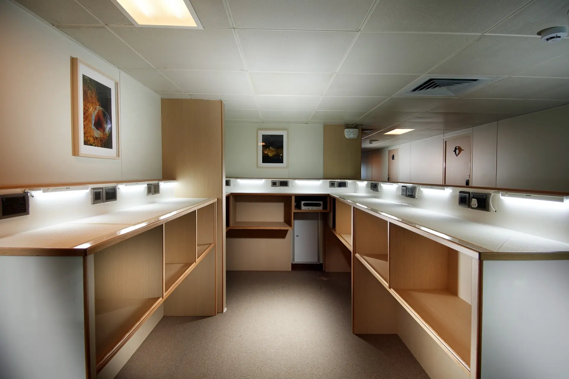 Camera room on board Solitude Adventurer liveaboard in Indonesia