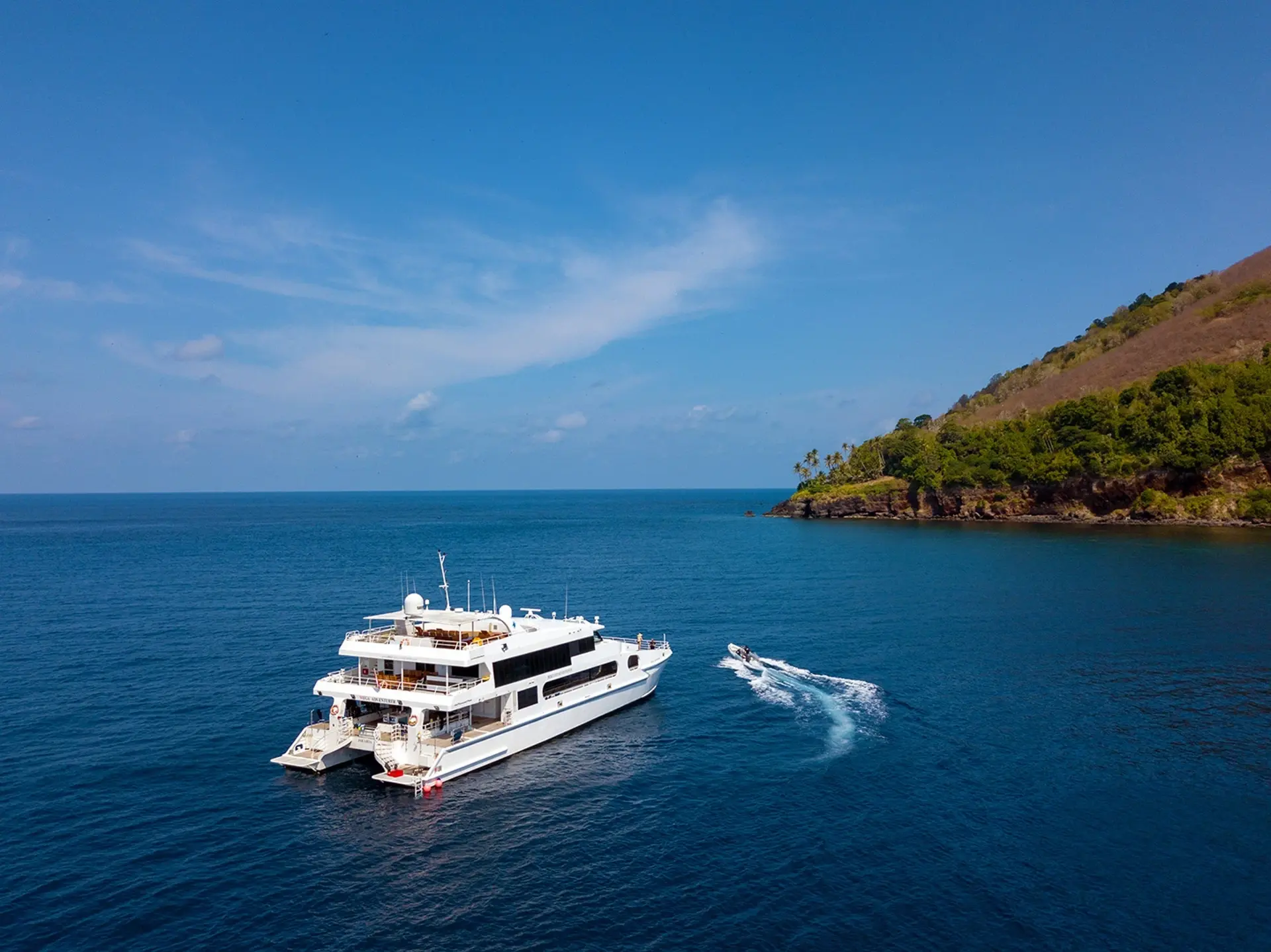 Solitude Adventurer liveaboard in Indonesia