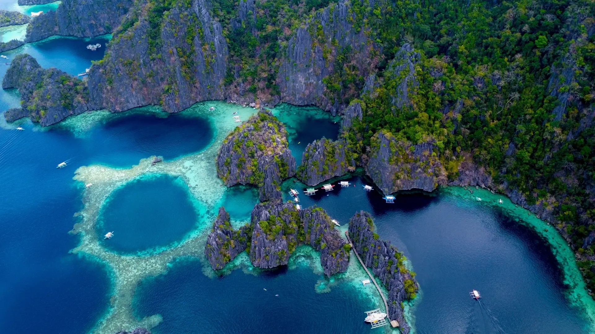Twin lagoon in El Nido, Coron, the Philippines