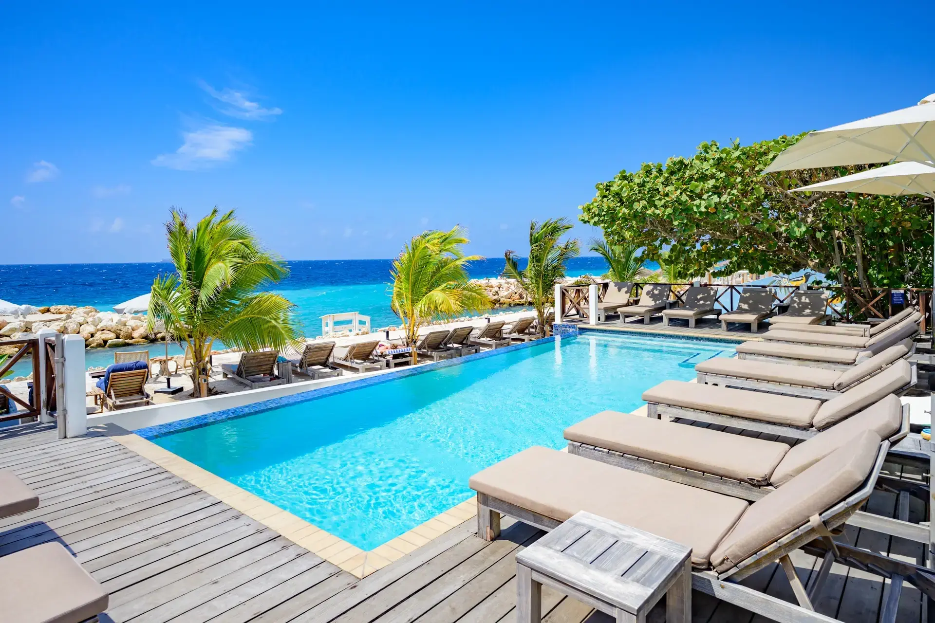 Pool at Scuba Lodge Boutique Hotel, Curacao.