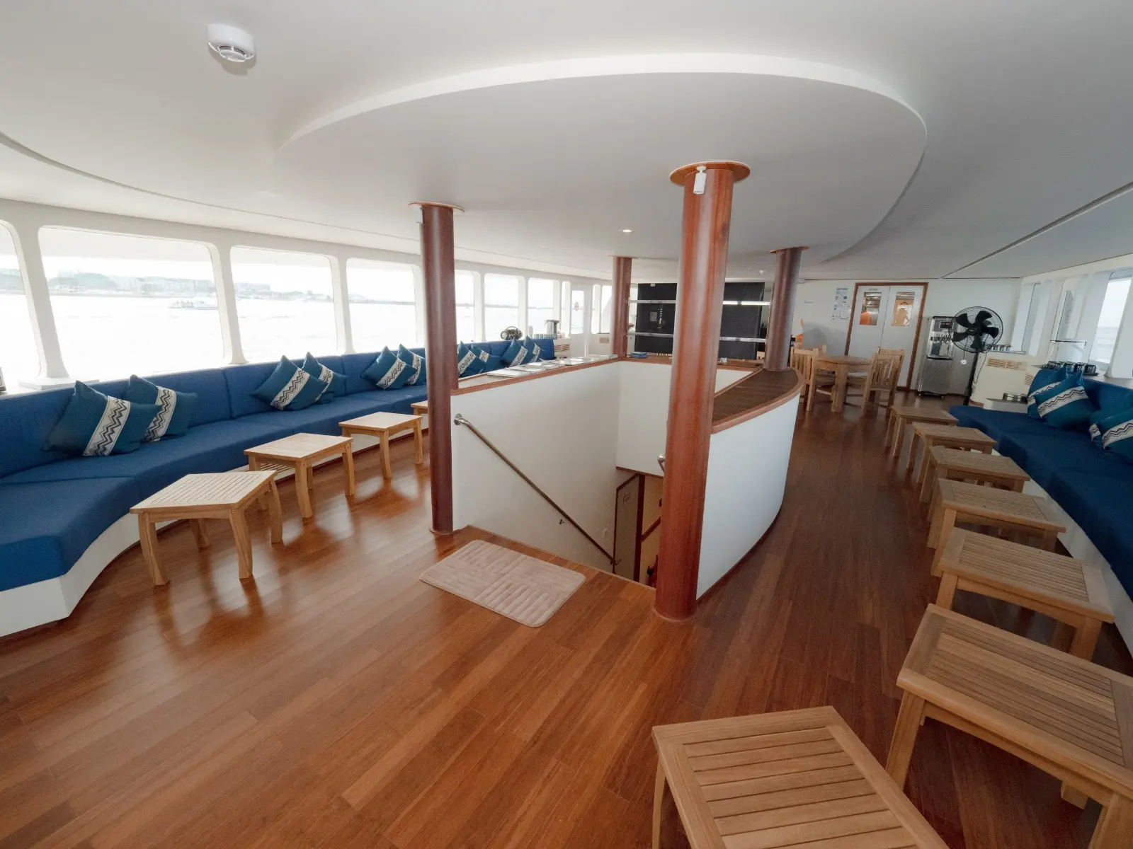 The lounge area on Seascape.
