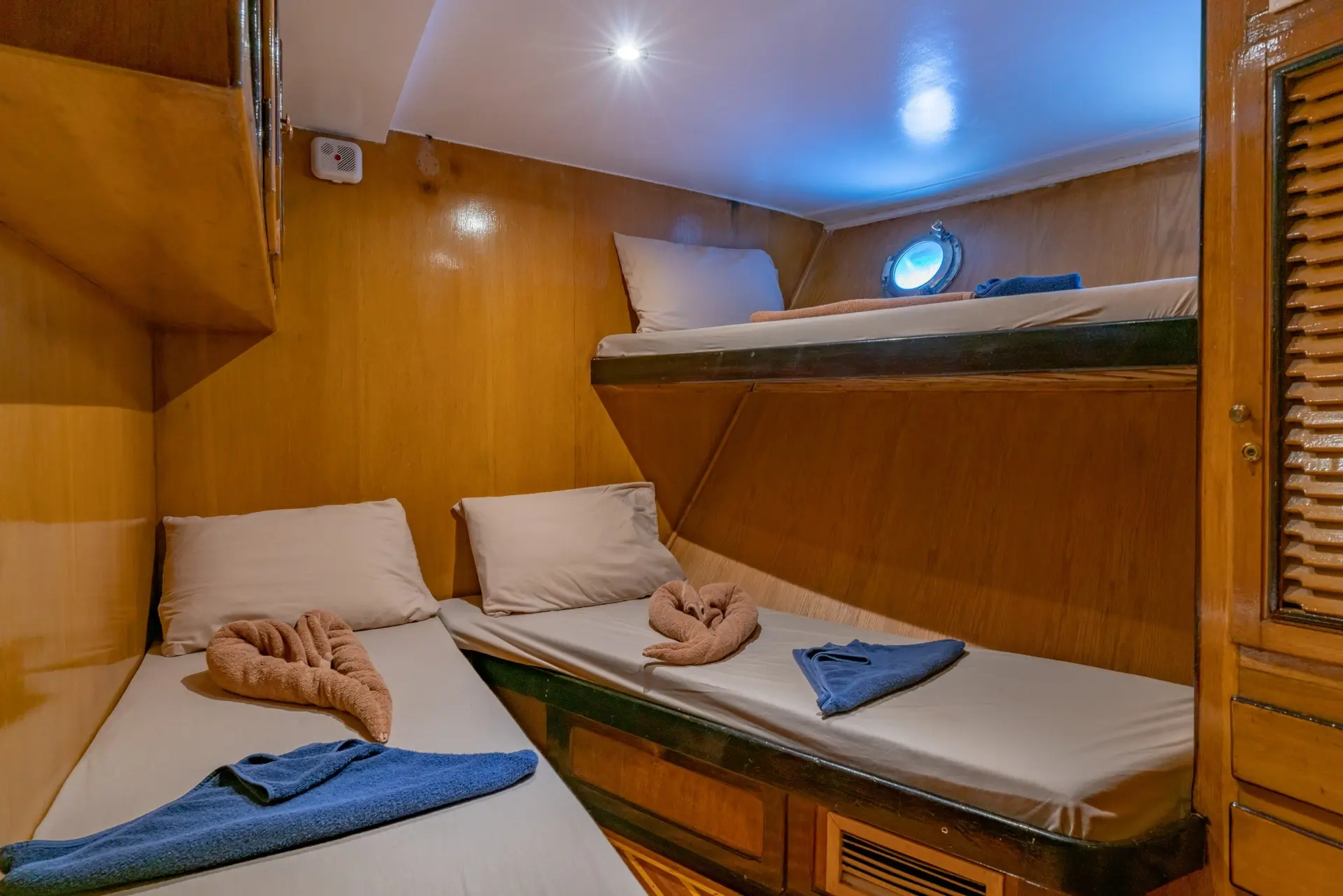 Triple cabin en suite on Freedom VIII Liveaboard, Egypt