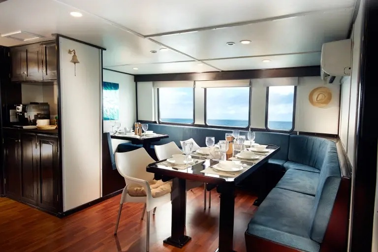 Dining on MV Galápagos Master, Galápagos