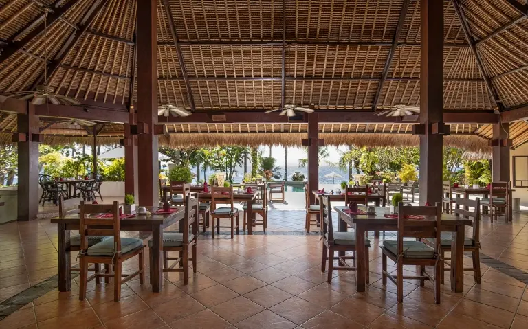 Restaurant at Alam Anda Ocean Front Resort & Spa in Bali, Indonesia