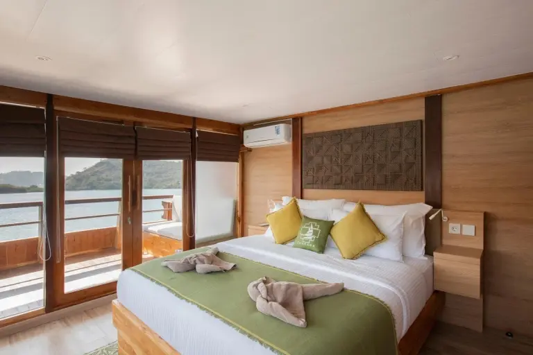 Superior double cabin on Indo Master Liveaboard, Indonesia