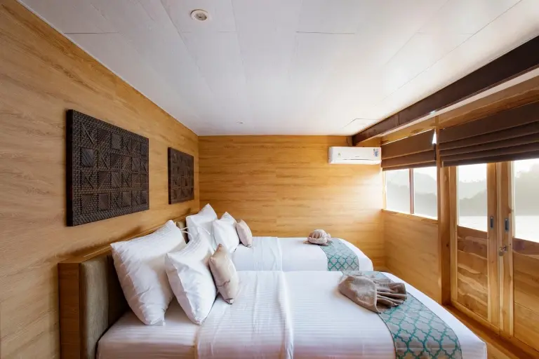 Superior twin cabin on Indo Master Liveaboard, Indonesia