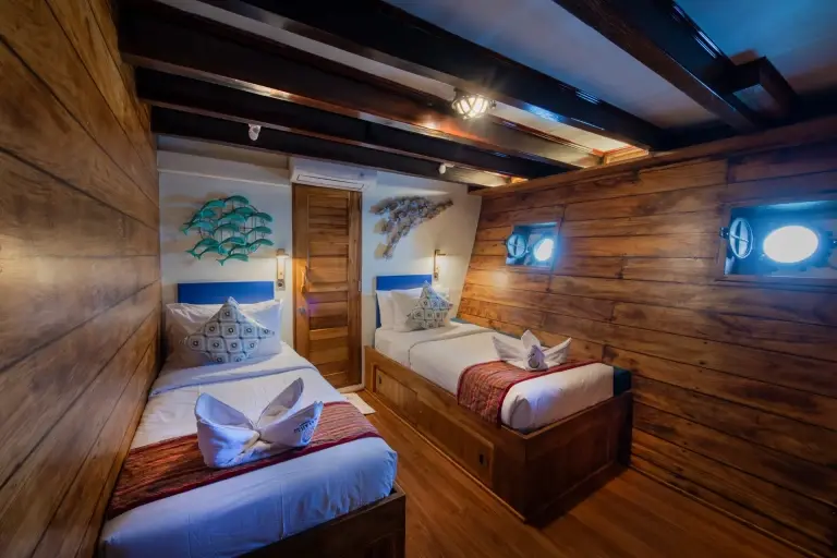 A twin cabin on Malaillo, Indonesia.