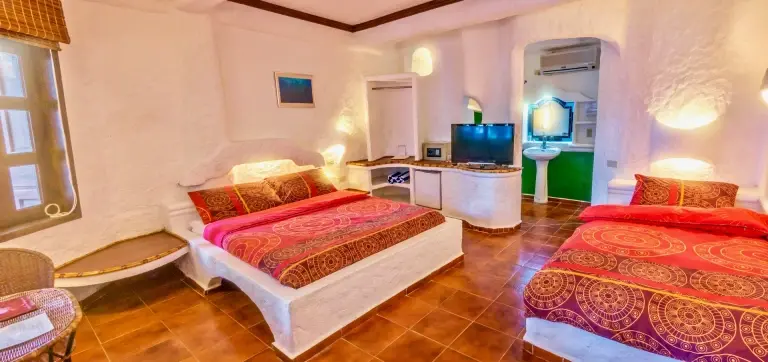 Deluxe twin bedroom at Atlantis Dive Resort in Puerto Galera, the Philippines