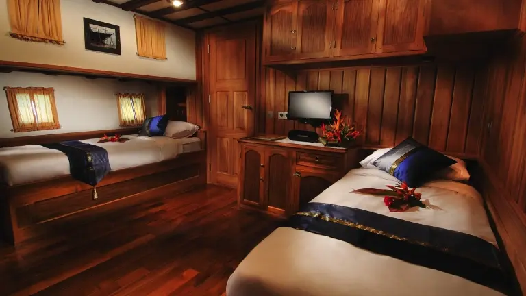 A twin cabin on Philippine Siren.