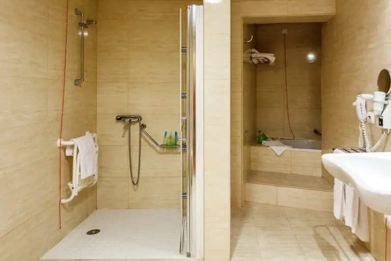 Bathroom at Hotel Caravelas in Madalena, Pico, the Azores