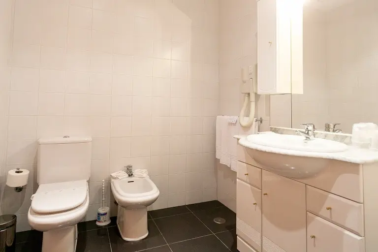 Apartment bathroom at Hotel Colombo in Santa Maria, the Azores