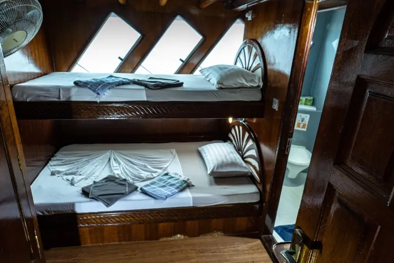 Upper standard twin cabin on Amba Liveaboard, Maldives