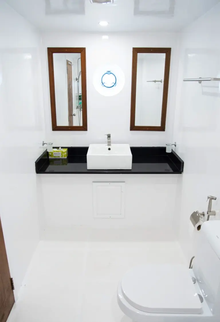 Lower deck twin cabin bathroom on Emperor Virgo, Maldives